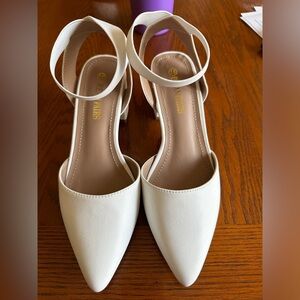 BRIDAL white chunky heels!